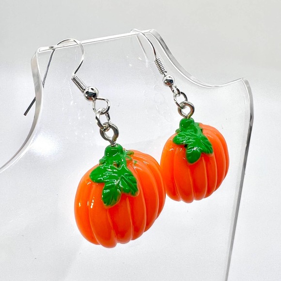 Pumpkin Earrings - Fall Earrings - Food Earrings - Halloween Earrings - Orange - Picture 2 of 9